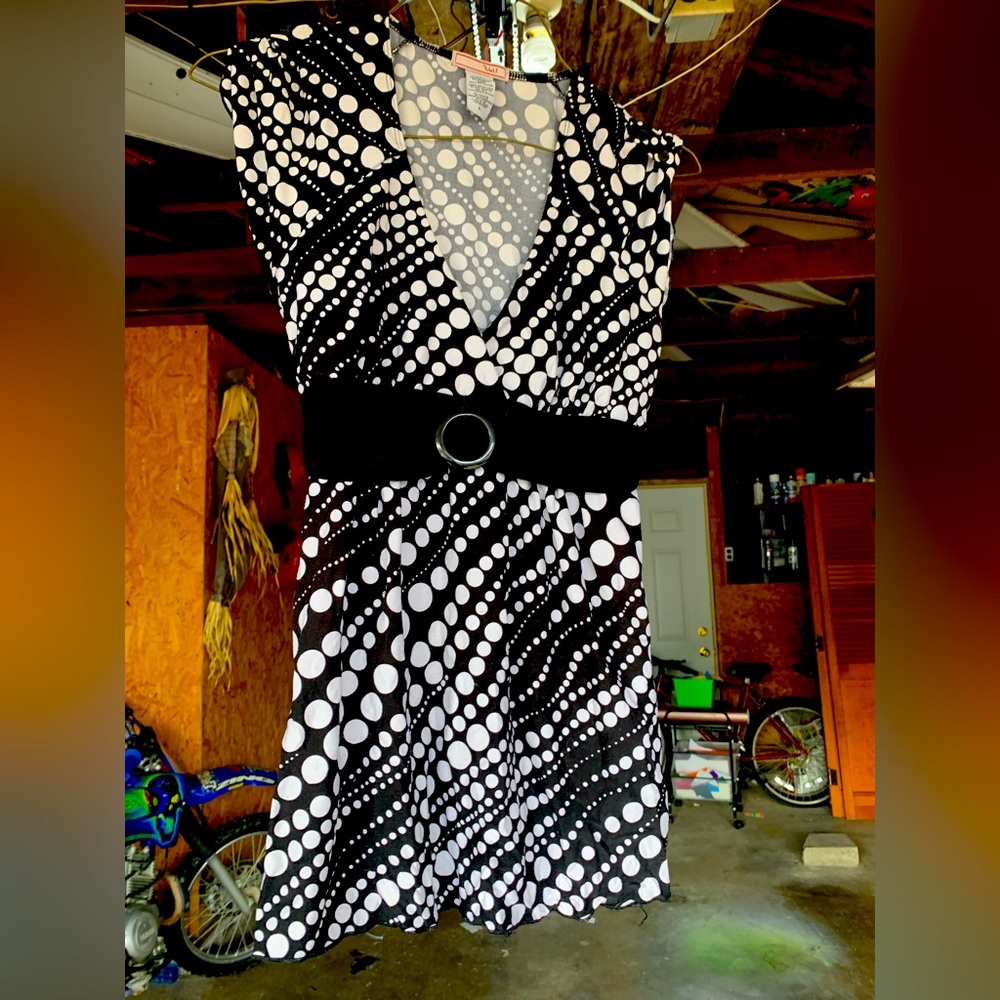 Black and white blouse